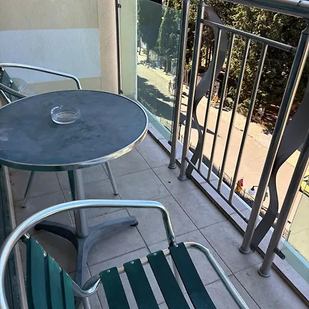 Apartment Miramar Palace 509s